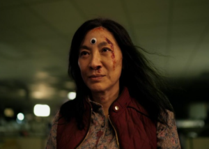 Review Film Everything Everywhere All at Once: Multiverse Gila